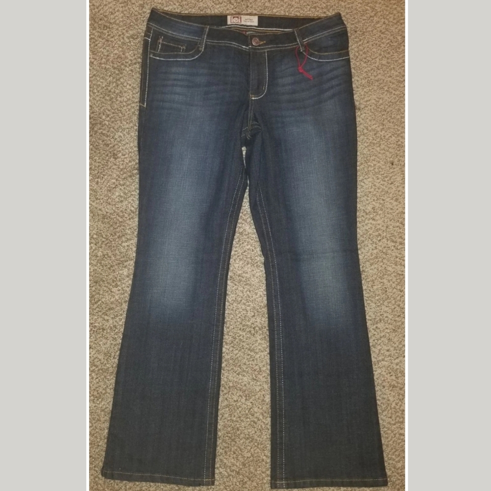 Lei Ashley Lowrise Boot 15 NWOT